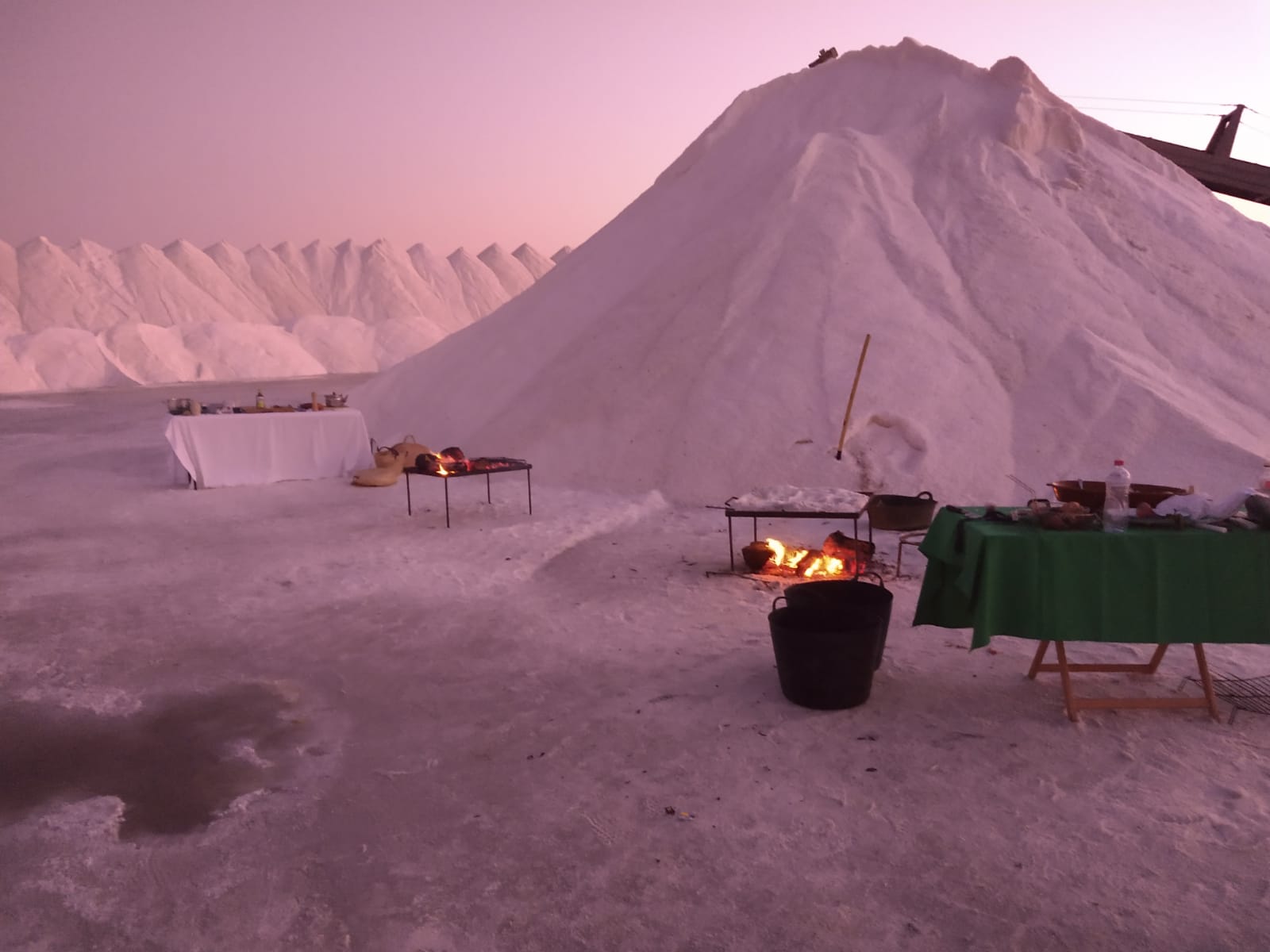Gioconda Scott - Events - Dinner in a Saltscape